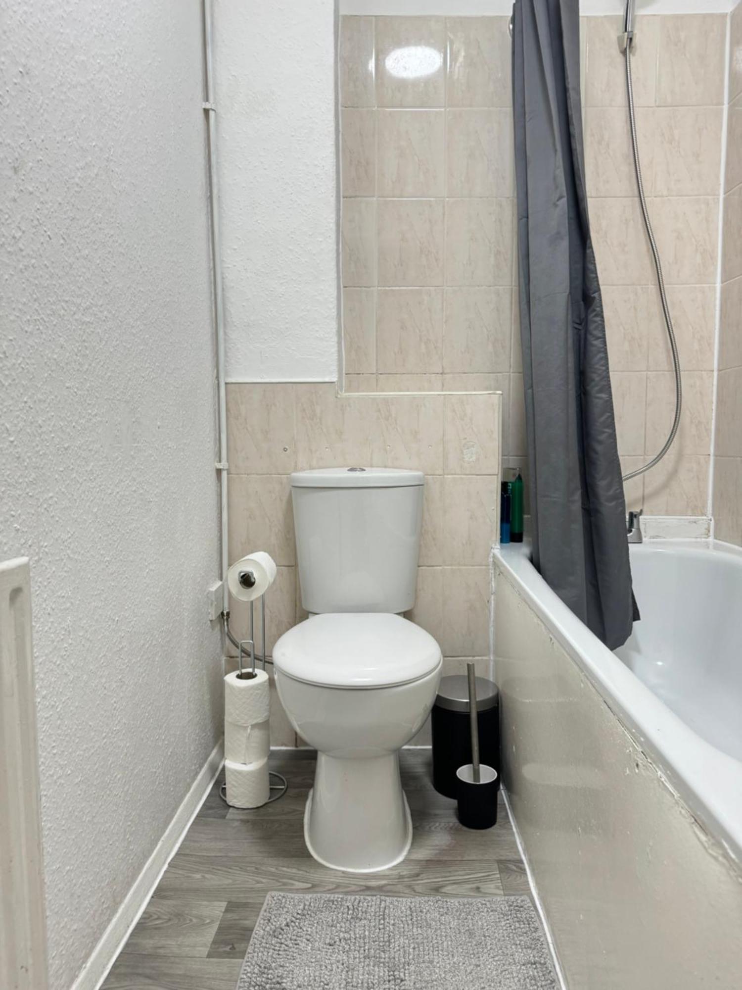 2 Bed Apt Sofa Bed Up To 6 Londres Exterior foto