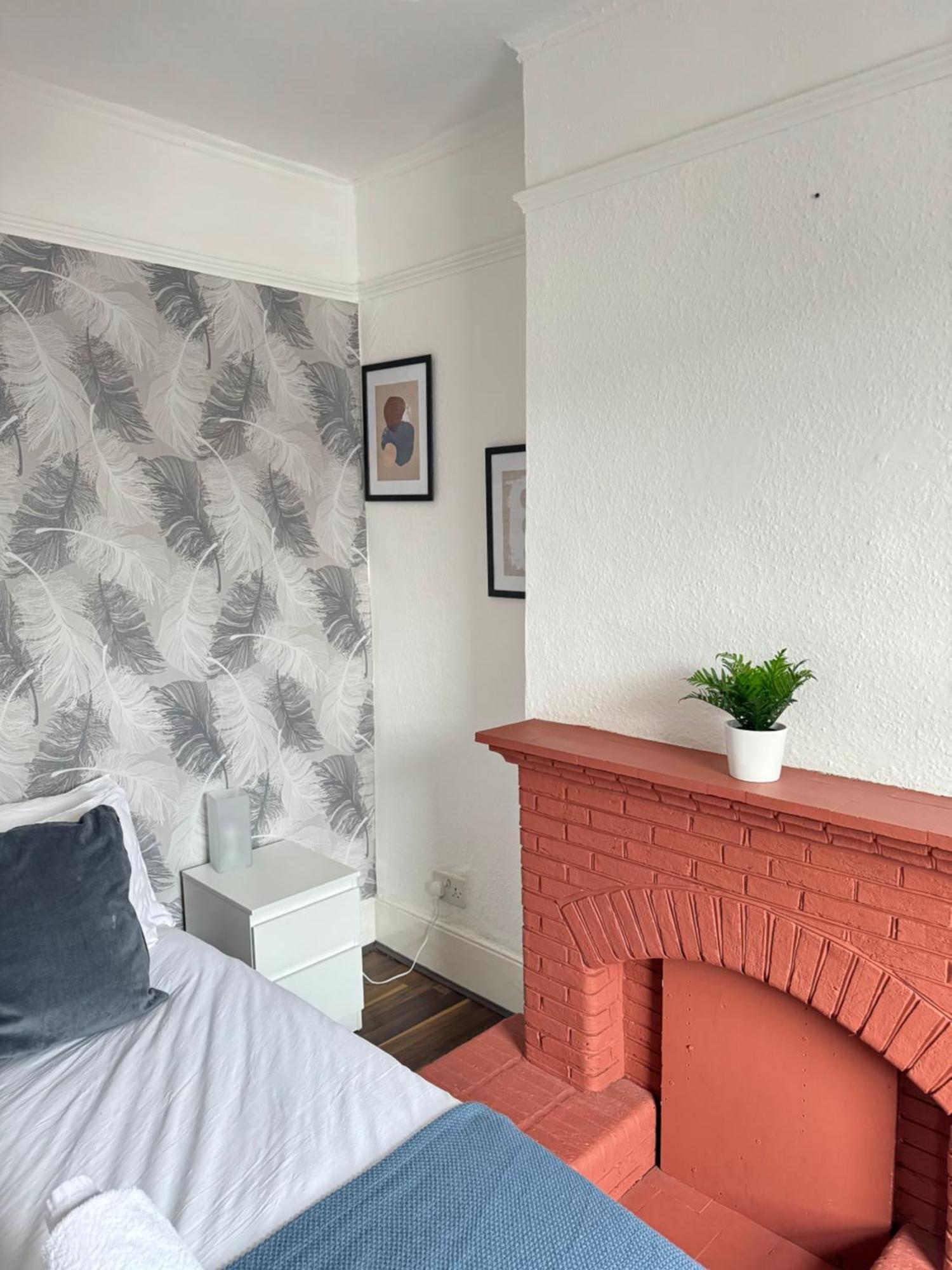 2 Bed Apt Sofa Bed Up To 6 Londres Exterior foto
